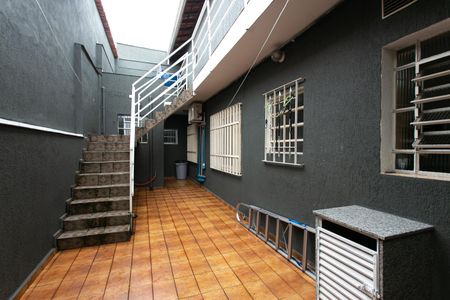 Casa à venda com 200m², 2 quartos e 3 vagasQuintal