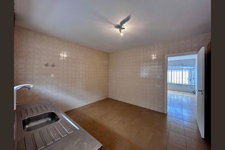 Casa à venda com 130m², 2 quartos e 1 vaga Casa à venda com 130m², 2 quartos e 1 vagaCozinha