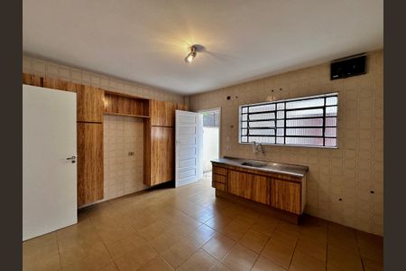 Casa à venda com 130m², 2 quartos e 1 vaga Casa à venda com 130m², 2 quartos e 1 vagaCozinha