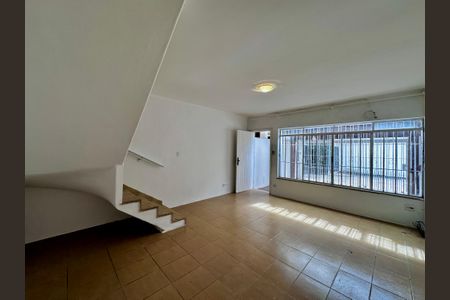 Casa à venda com 130m², 2 quartos e 1 vaga Casa à venda com 130m², 2 quartos e 1 vagaSala