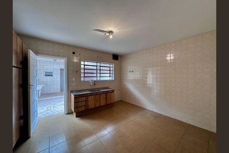 Casa à venda com 130m², 2 quartos e 1 vaga Casa à venda com 130m², 2 quartos e 1 vagaCozinha
