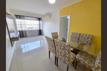 Sala de apartamento para alugar com 2 quartos, 60m² em Tupi, Praia Grande
