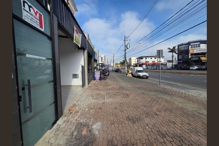 Apartamento para alugar com 60m², 2 quartos e 1 vagaFachada