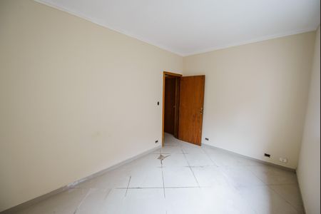 Casa para alugar com 220m², 3 quartos e 2 vagasQuarto 2