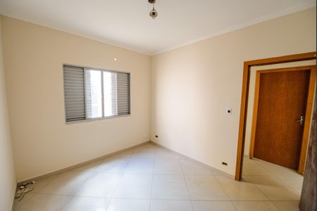 Casa para alugar com 220m², 3 quartos e 2 vagasQuarto 1