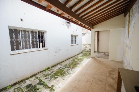 Casa para alugar com 220m², 3 quartos e 2 vagasQuintal