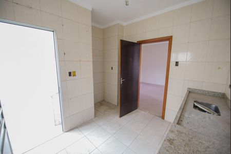 Casa para alugar com 220m², 3 quartos e 2 vagasCozinha