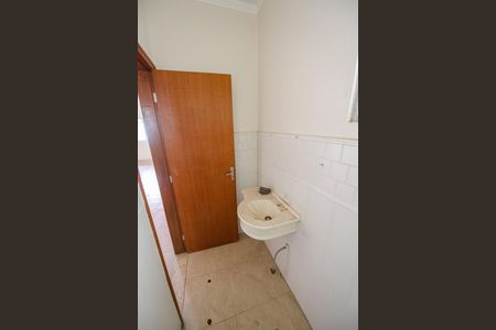 Casa para alugar com 220m², 3 quartos e 2 vagasLavabo