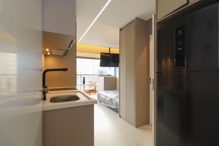 Studio de kitnet/studio para alugar com 1 quarto, 24m² em Sumarezinho, São Paulo