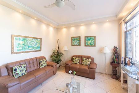 Apartamento à venda com 92m², 3 quartos e sem vagaSala