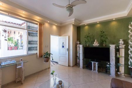 Apartamento à venda com 92m², 3 quartos e sem vagaSala