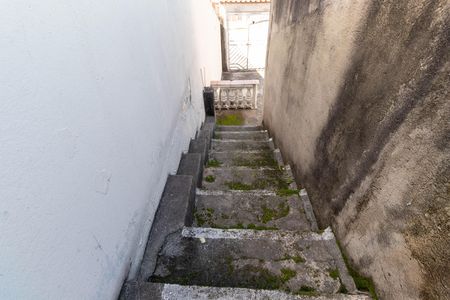 Casa à venda com 160m², 3 quartos e 4 vagasEscada