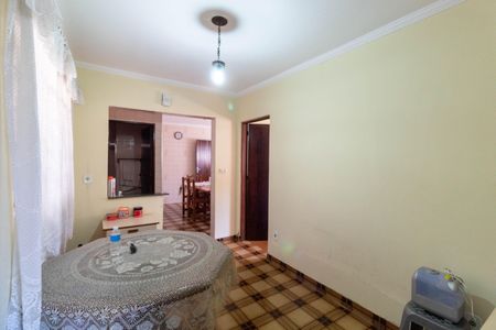 Casa à venda com 160m², 3 quartos e 4 vagasCopa