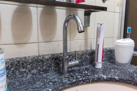 Casa à venda com 160m², 3 quartos e 4 vagasBanheiro - torneira