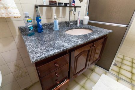 Casa à venda com 160m², 3 quartos e 4 vagasBanheiro