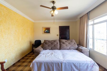 Casa à venda com 160m², 3 quartos e 4 vagasSala