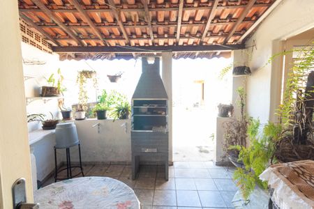 Casa à venda com 160m², 3 quartos e 4 vagasLavanderia