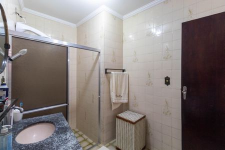 Casa à venda com 160m², 3 quartos e 4 vagasBanheiro