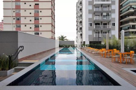 Apartamento para alugar com 31m², 1 quarto e sem vaga Apartamento para alugar com 31m², 1 quarto e sem vagaÁrea comum - Piscina