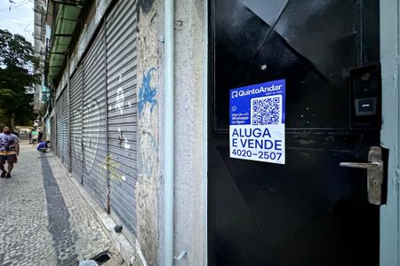 Apartamento à venda com 37m², 1 quarto e sem vaga Apartamento à venda com 37m², 1 quarto e sem vagaFachada