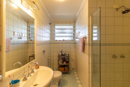 Apartamento à venda com 140m², 3 quartos e 1 vagaBanheiro da Suíte