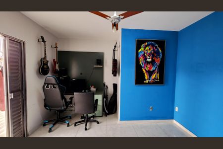 Casa à venda com 280m², 4 quartos e 2 vagas Casa à venda com 280m², 4 quartos e 2 vagasQuarto 2