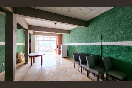 Casa à venda com 280m², 4 quartos e 2 vagas Casa à venda com 280m², 4 quartos e 2 vagasSalão de Festas