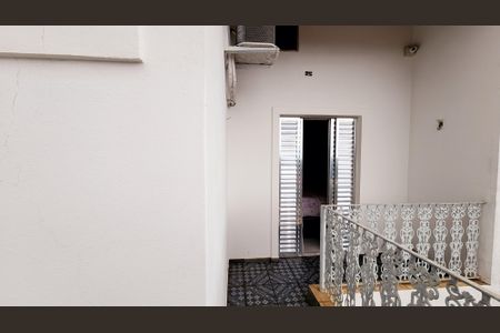 Casa à venda com 280m², 4 quartos e 2 vagas Casa à venda com 280m², 4 quartos e 2 vagasVaranda Quarto 4 - Suíte