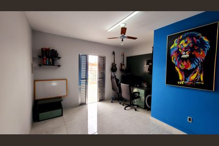 Casa à venda com 280m², 4 quartos e 2 vagas Casa à venda com 280m², 4 quartos e 2 vagasQuarto 2