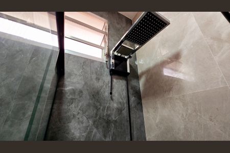 Casa à venda com 280m², 4 quartos e 2 vagas Casa à venda com 280m², 4 quartos e 2 vagasBanheiro