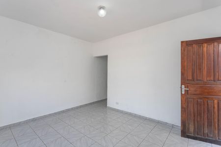 Casa à venda com 100m², 2 quartos e 2 vagas Casa à venda com 100m², 2 quartos e 2 vagasSala