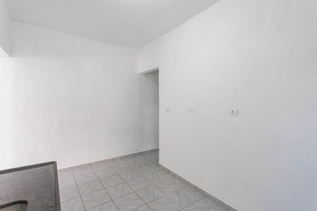 Casa à venda com 100m², 2 quartos e 2 vagas Casa à venda com 100m², 2 quartos e 2 vagasCozinha