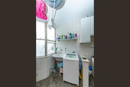 Apartamento à venda com 210m², 4 quartos e 3 vagas Apartamento à venda com 210m², 4 quartos e 3 vagasÁrea de Serviço