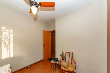 Apartamento à venda com 210m², 4 quartos e 3 vagas Apartamento à venda com 210m², 4 quartos e 3 vagasQuarto 1