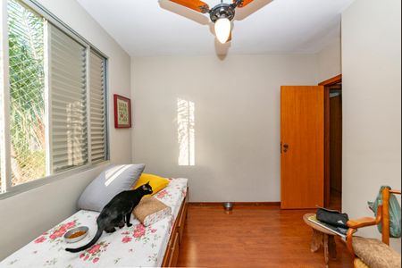 Apartamento à venda com 210m², 4 quartos e 3 vagas Apartamento à venda com 210m², 4 quartos e 3 vagasQuarto 1