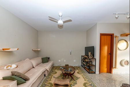 Apartamento à venda com 210m², 4 quartos e 3 vagas Apartamento à venda com 210m², 4 quartos e 3 vagasSala 2