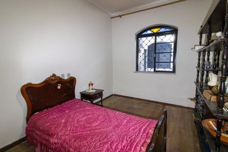 Casa à venda com 195m², 4 quartos e 2 vagasQuarto 2