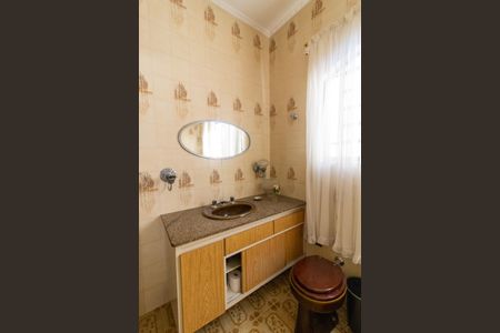 Casa à venda com 195m², 4 quartos e 2 vagasBanheiro 2