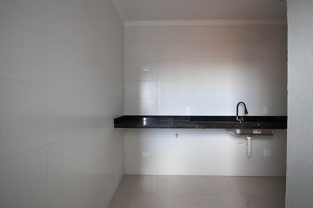 Apartamento à venda com 48m², 2 quartos e 1 vaga Apartamento à venda com 48m², 2 quartos e 1 vagaCozinha e Área de Serviço