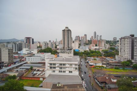 Apartamento à venda com 210m², 4 quartos e 2 vagasVista do Quarto 2