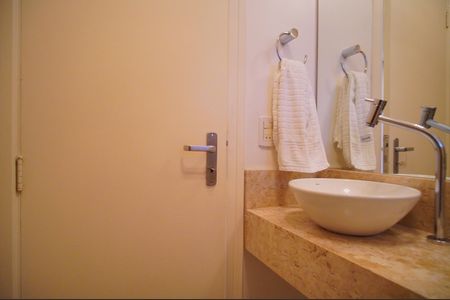 Apartamento à venda com 210m², 4 quartos e 2 vagasLavabo