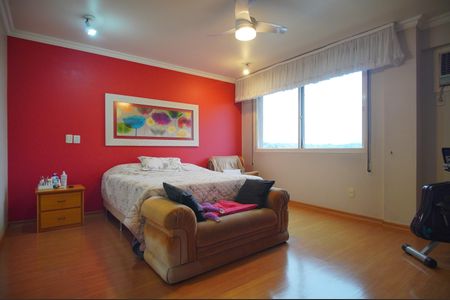 Apartamento à venda com 210m², 4 quartos e 2 vagasSuíte