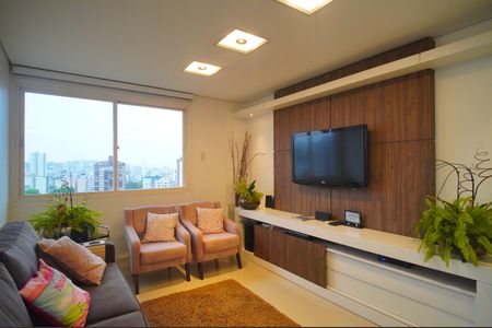 Apartamento à venda com 210m², 4 quartos e 2 vagasSala