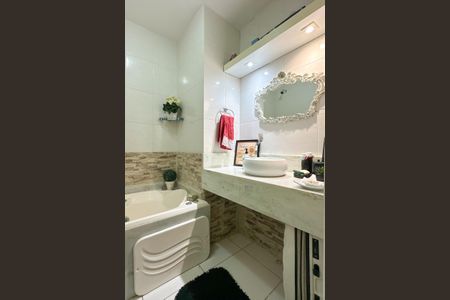 Apartamento à venda com 128m², 2 quartos e 1 vagaBanheiro Social