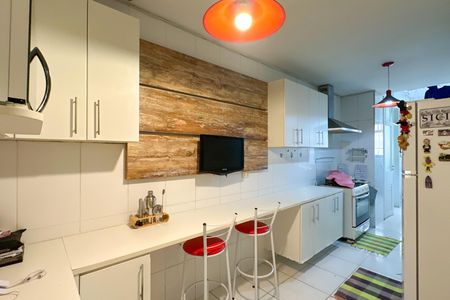 Apartamento à venda com 128m², 2 quartos e 1 vagaCozinha