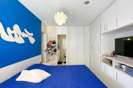 Apartamento à venda com 128m², 2 quartos e 1 vagaSuíte