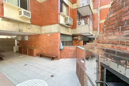 Apartamento à venda com 128m², 2 quartos e 1 vagaÁrea comum - Churrasqueira