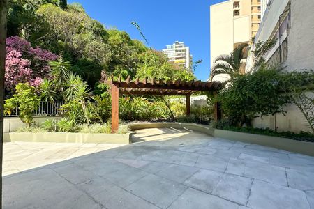 Apartamento à venda com 128m², 2 quartos e 1 vagaÁrea comum - Playground