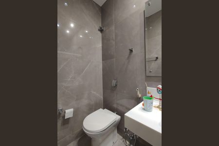 Casa de condomínio à venda com 424m², 5 quartos e 5 vagasBanheiro da Suíte 1