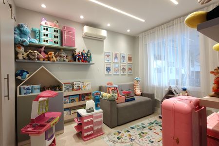 Casa de condomínio à venda com 424m², 5 quartos e 5 vagas Casa de condomínio à venda com 424m², 5 quartos e 5 vagasQuarto 1 - Suíte